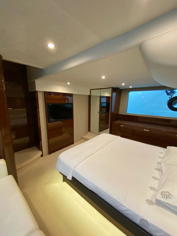 2012 PRINCESS 56