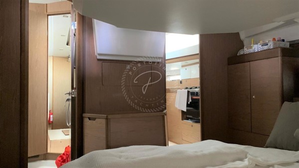 2012 JEANNEAU SUN ODYSSEY 44 DS