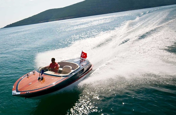 2023 YUKA 580 SPEEDSTER