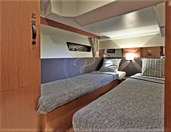 2015 JEANNEAU VELASCO 37F