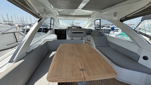 2014 BENETEAU GT 38