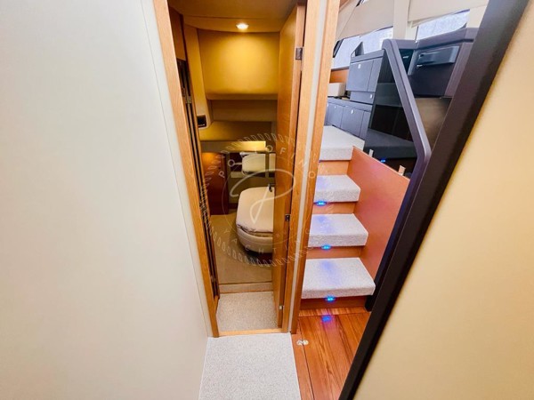 2009 FAIRLINE PHANTOM 48
