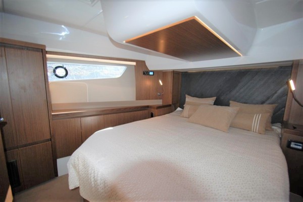 2017 SEALINE F530
