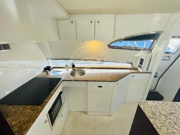 2003/2020 FERRETTI YACHTS 680