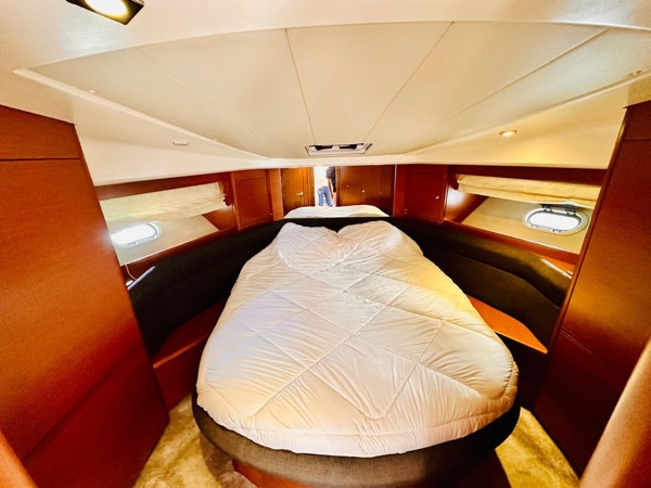 2011 PRESTIGE 440 S 
