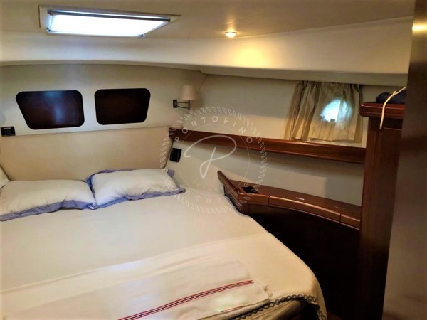 2005 BETEAU SWIFT TRAWLER 42