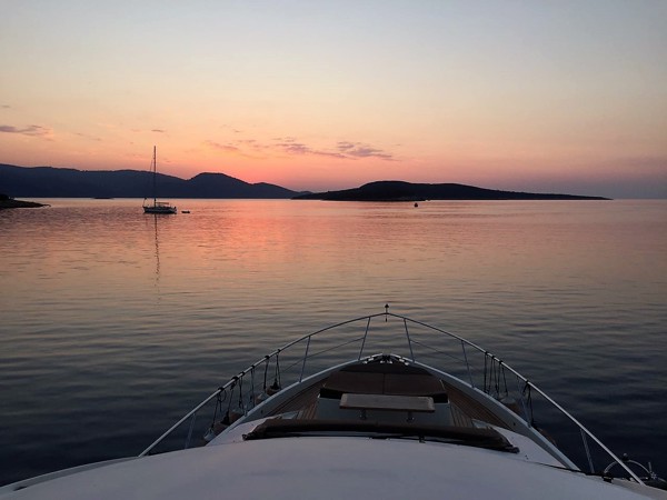 2010 NUMARINE 78 FLY