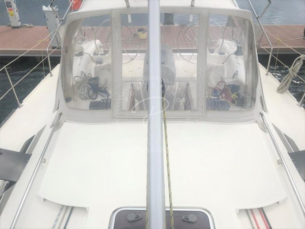 2012 AZUREE 40 VOYAGE