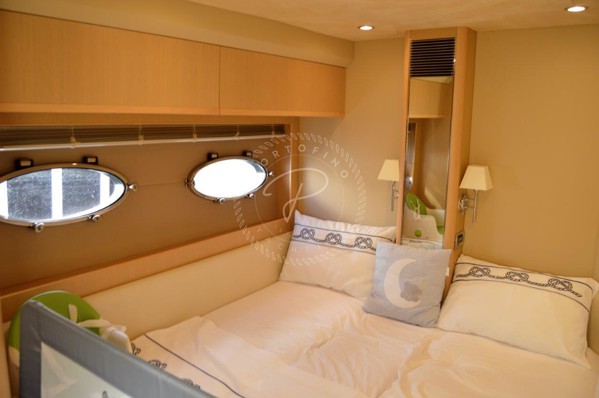 2010 PRINCESS 54