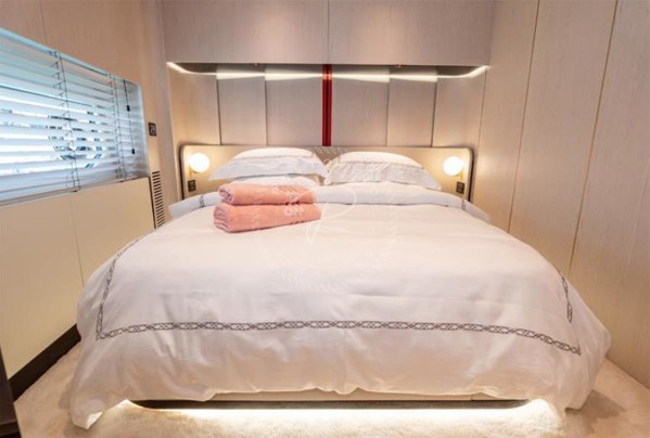 2020 AZIMUT GRANDE 25 METRI