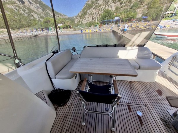 2021 PRESTIGE 420 FLY