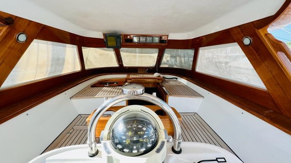 2001 SES YACHTS 50 MOTOR SAILOR
