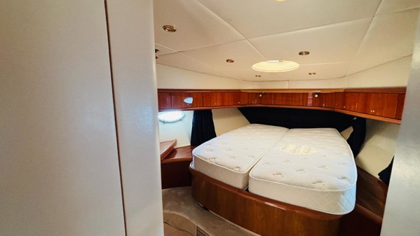 2000 SUNSEEKER MANHATTAN 64