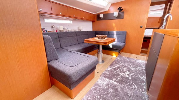 2015 BAVARIA 56 CRUISER