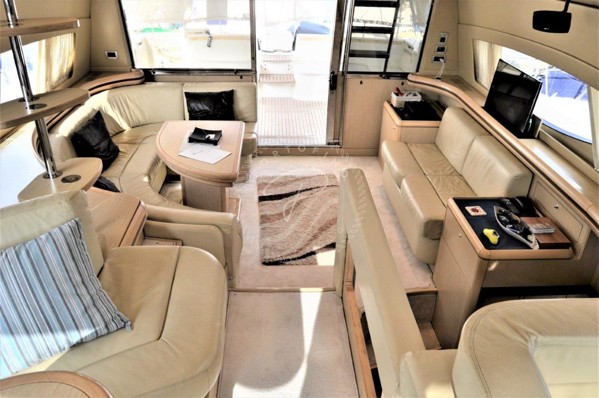 2006 FERRETTI 550 FLY