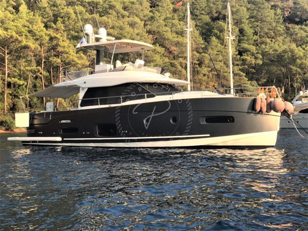 2015 AZIMUT MAGELLANO 53