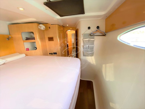 2008 FOUNTAINE PAJOT ORANA 44