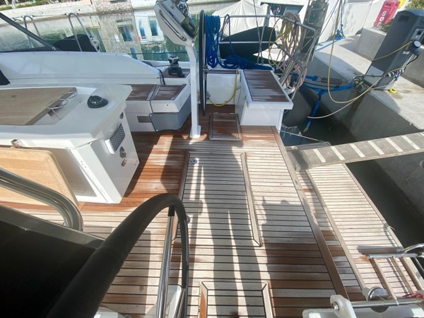 2021 BENETEAU OCEANIS 51.1