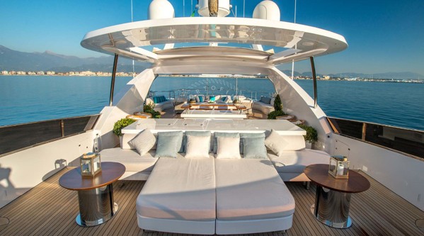 2014 BENETTI CRYSTAL 140