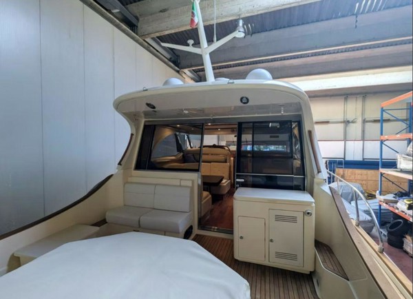 2006 MOCHI CRAFT DOLPHIN 51