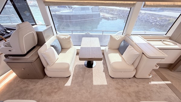 2025 AZIMUT MAGELLANO 60