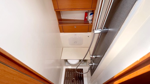 2015 BAVARIA 56 CRUISER