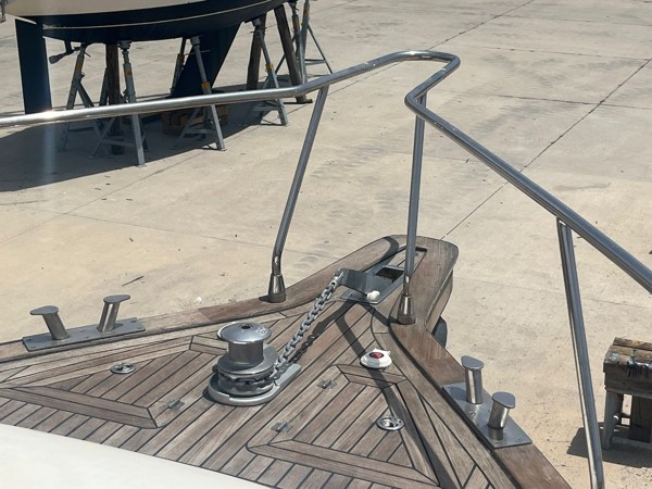 2012 VIKING MARIN 34 SEDAN