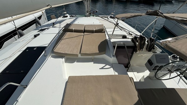 2016 FOUNTAINE PAJOT HELIA 44