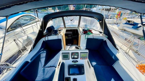 2005 BENETEAU OCEANIS 393 CLIPPER