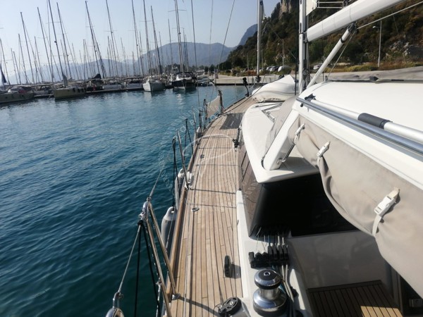 2018 BENETEAU SENSE 57