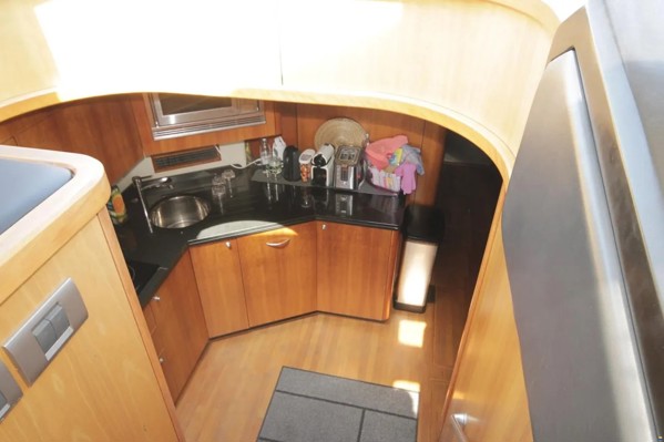 2008 SUNSEEKER PREDATOR 72
