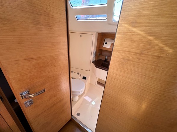 2013 AZUREE 40