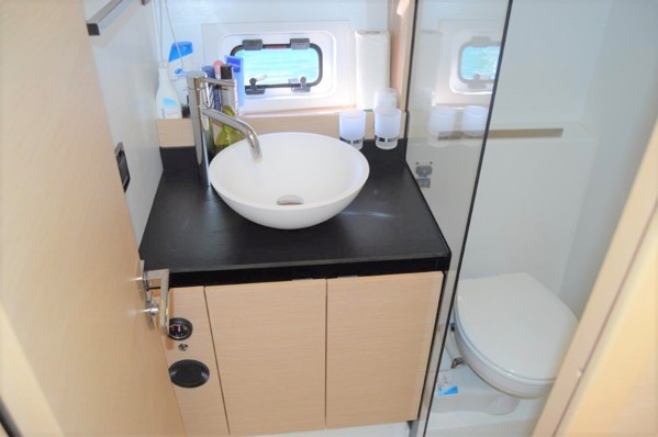 2017 PRESTIGE 420 FLY