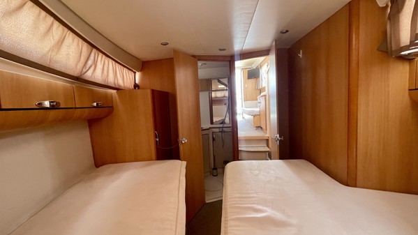 2014 GREENLINE 33 HYBRID
