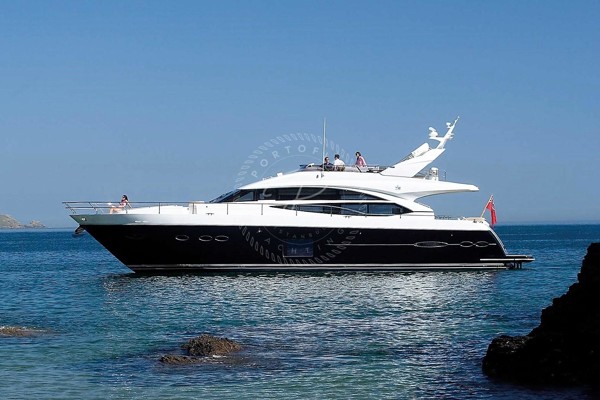 2014 PRINCESS 82