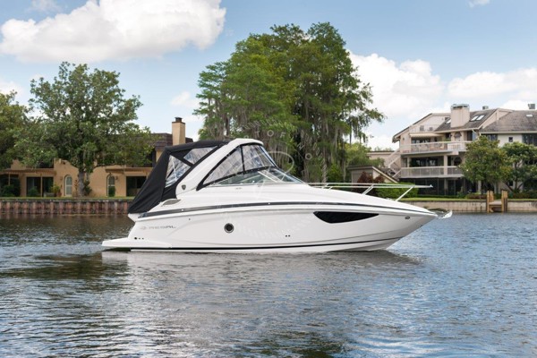 2019 REGAL 28 EXPRESS