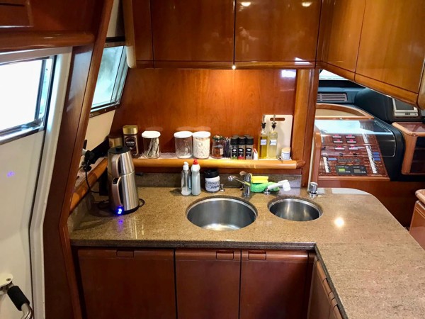 1999/2010 FERRETTI YACHTS 72