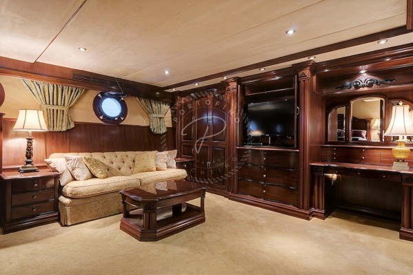 2002 CAPE SCOTT PILOTHOUSE 86