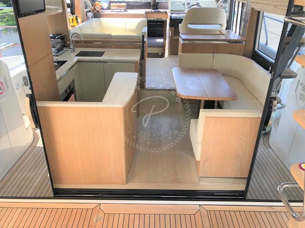 2013 ABSOLUTE 55 FLY
