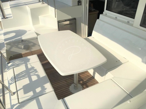 2011 LAGOON 400