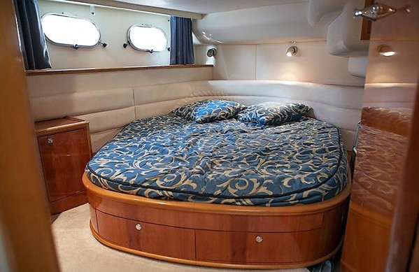 2000 PRINCESS 52