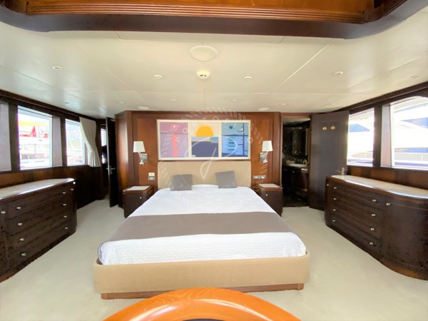 1988/2015 AMELS YACHTS CUSTOM 42M