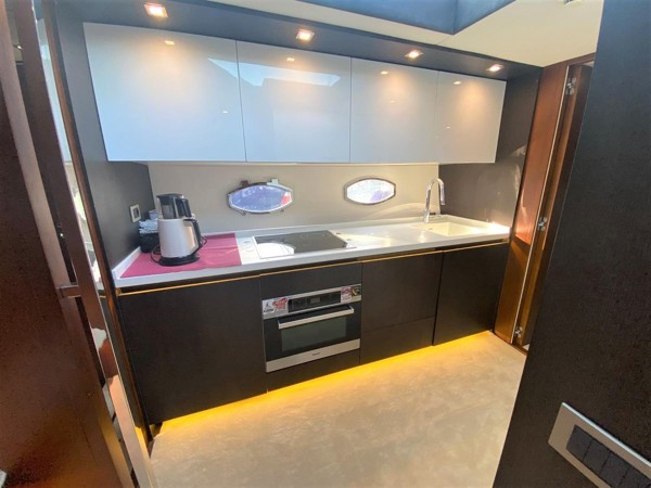 2013 ABSOLUTE 53 STY