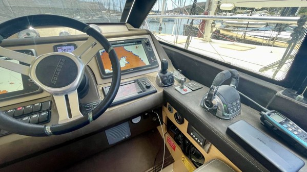 2013 PRESTIGE 500 FLY