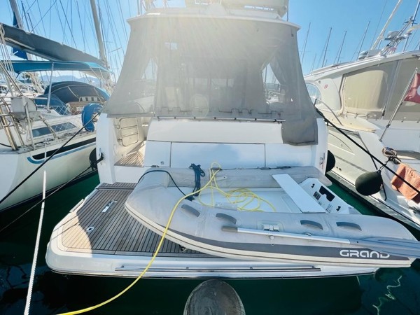 2021 PRESTIGE 420 FLY