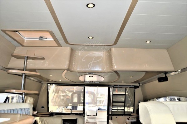2006 FERRETTI 550 FLY