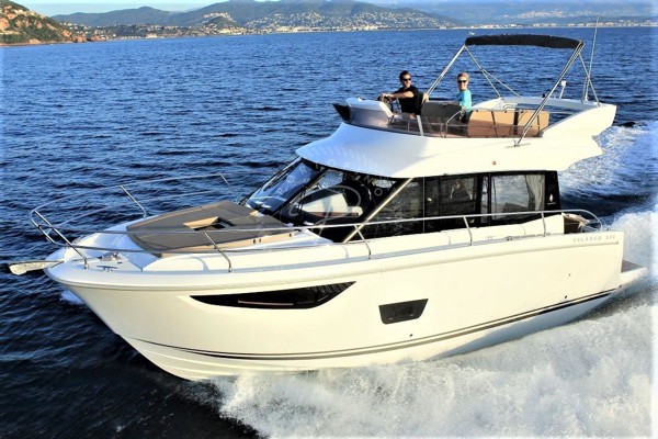 2015 JEANNEAU VELASCO 37F