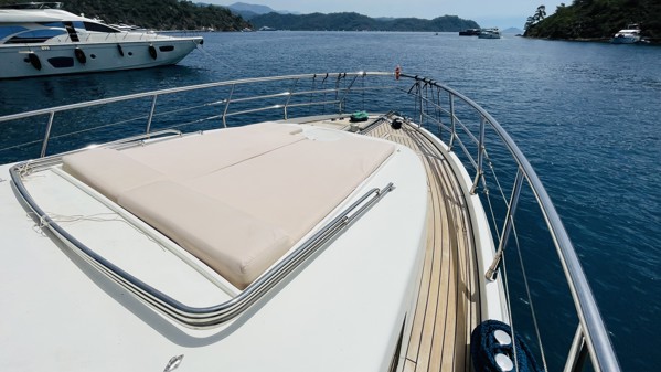 2017 LEOMAR 62