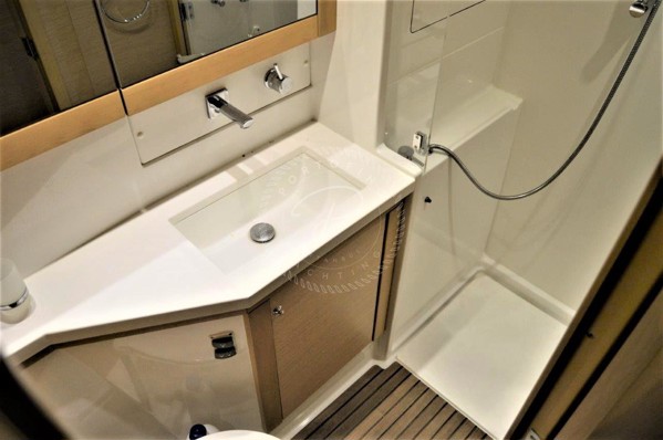 2013 LAGOON 450 F