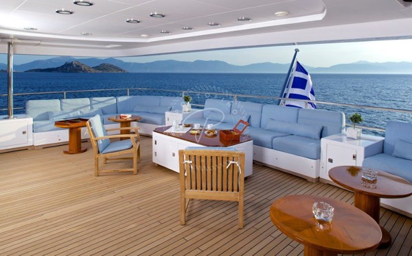 2006/2013 MONDOMARINE CUSTOM 49M
